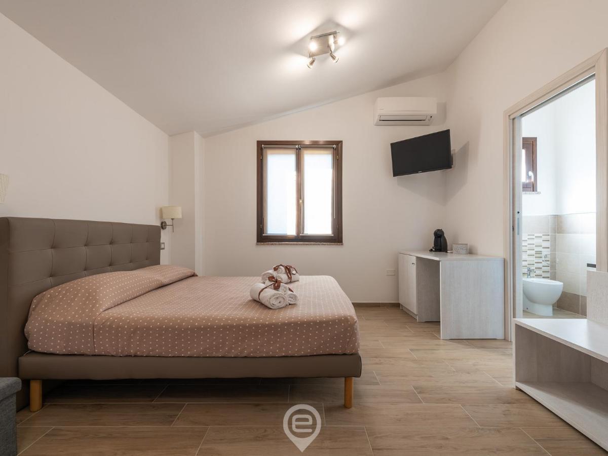 Villa Monica - Suites Иглесиас Экстерьер фото