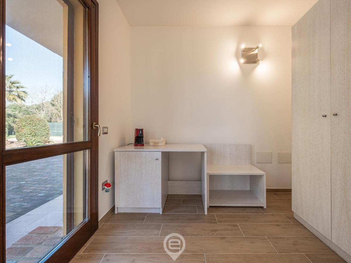 Villa Monica - Suites Иглесиас Экстерьер фото