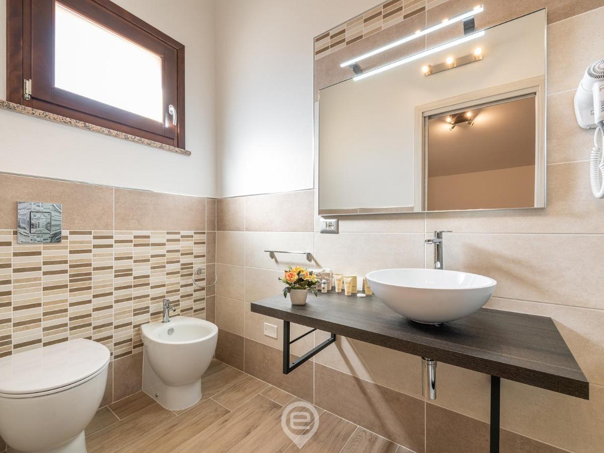 Villa Monica - Suites Иглесиас Экстерьер фото